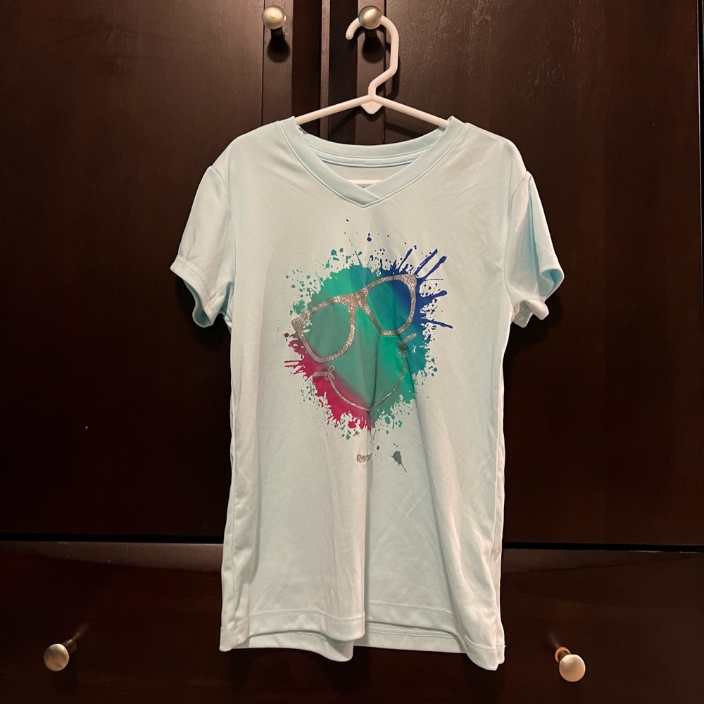 Girls medium 10-12 Reebok blue dri-fit T-shirt
